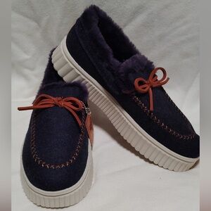 Navy and Brown Fur-Lined Loafers